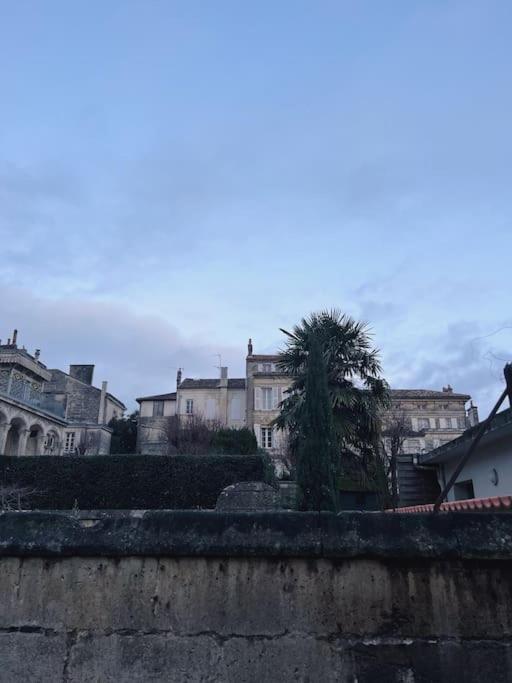 Maison + Parking Prive Au Coeur Angouleme 60M2 Luaran gambar
