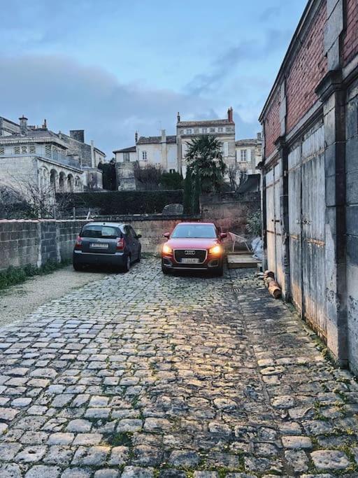 Maison + Parking Prive Au Coeur Angouleme 60M2 Luaran gambar
